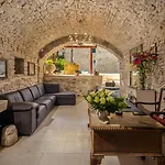 Agava Hotel 4*