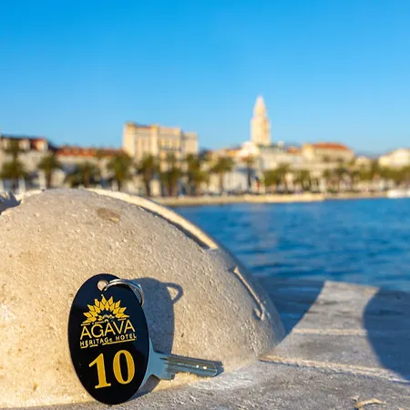 Agava فندق