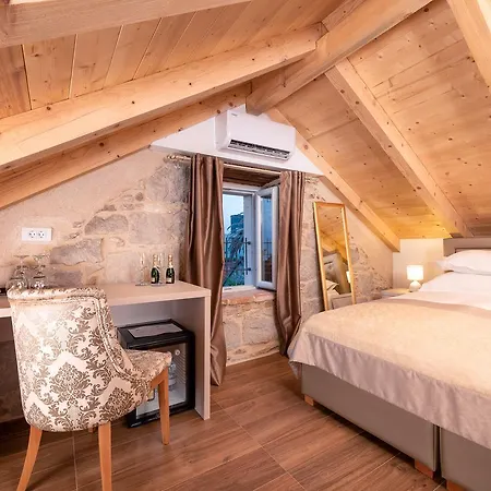 Agava Hotel 4*